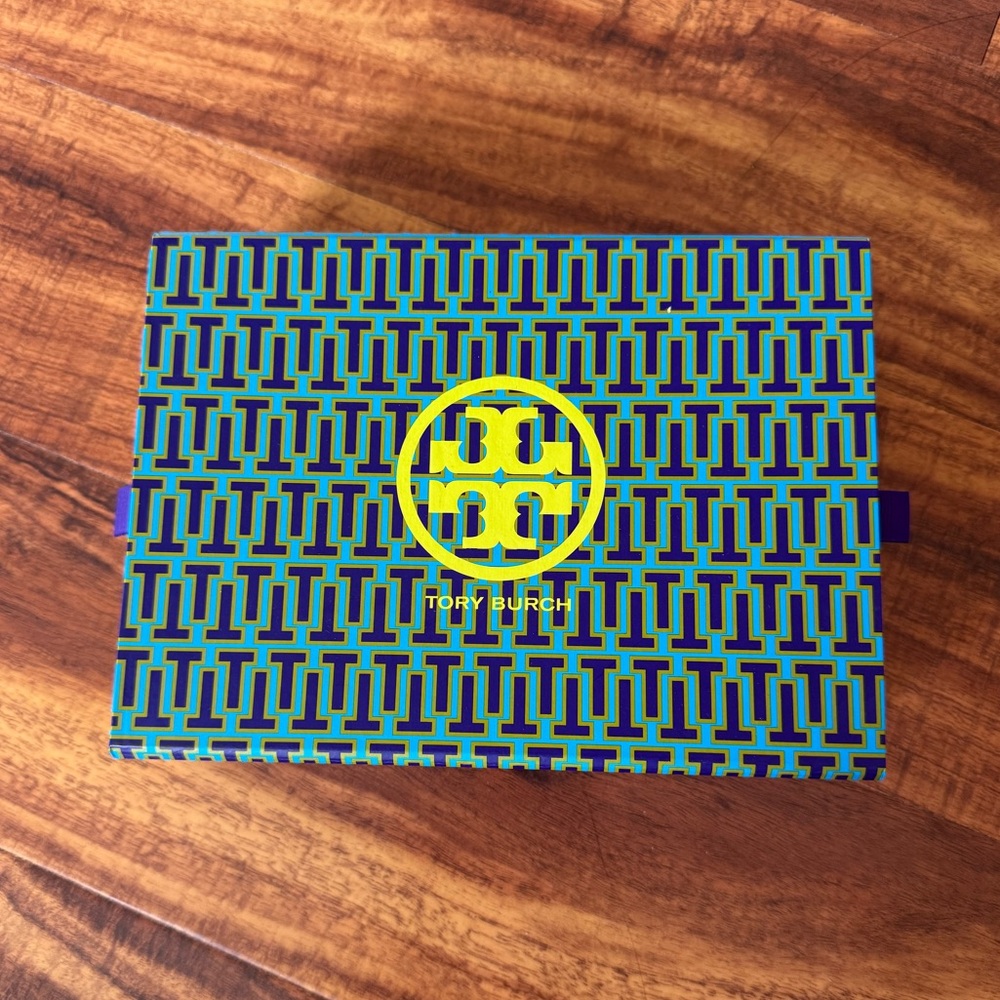 🌊Buy 2 get 1 Free 🌊 Tory Burch pull out drawer box